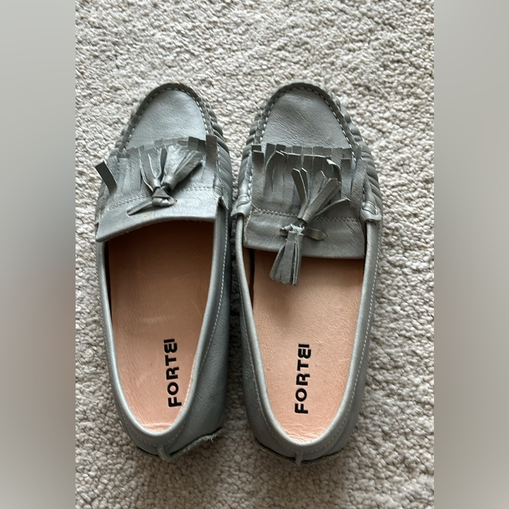 Forte Light Gray Leather Tassel Loafers